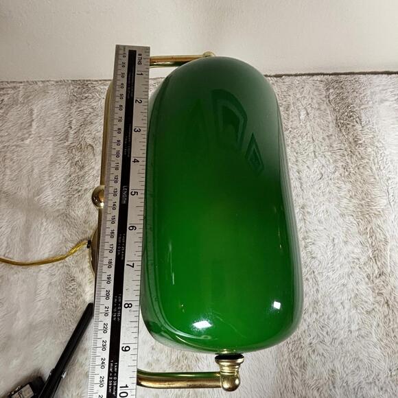 Vintage Green Bankers Lamp Brass Base Pull Chain Glass Shade Works - Picture 9 of 9